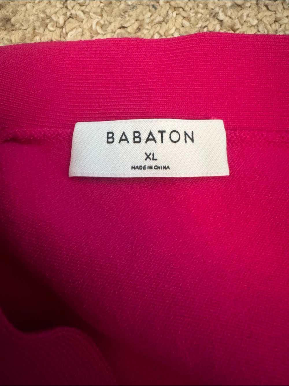 Aritzia Babaton Cross-Back Crop Top in Hot Pink - Picture 2 of 4